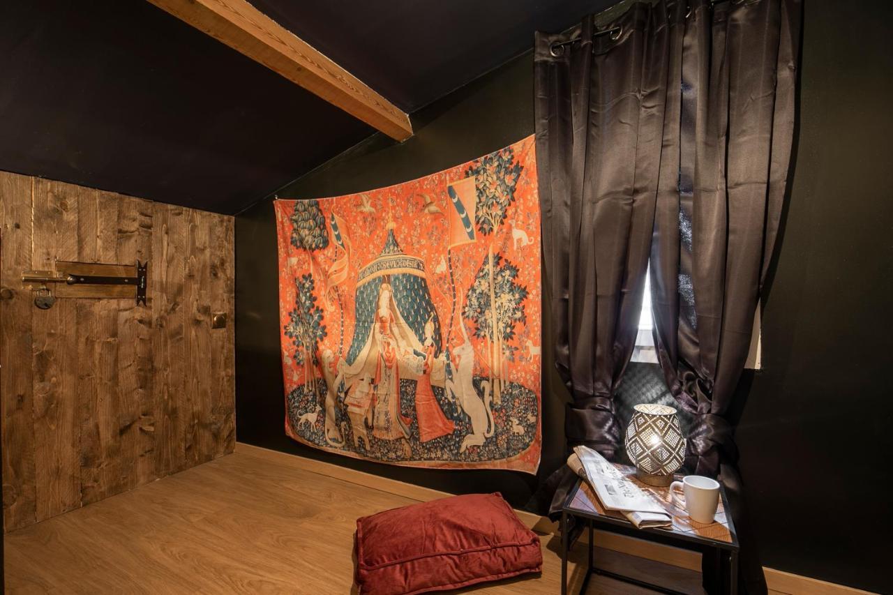 Le Refuge Du Sorcier - Enigme & Magie - Libourne Apartment Luaran gambar